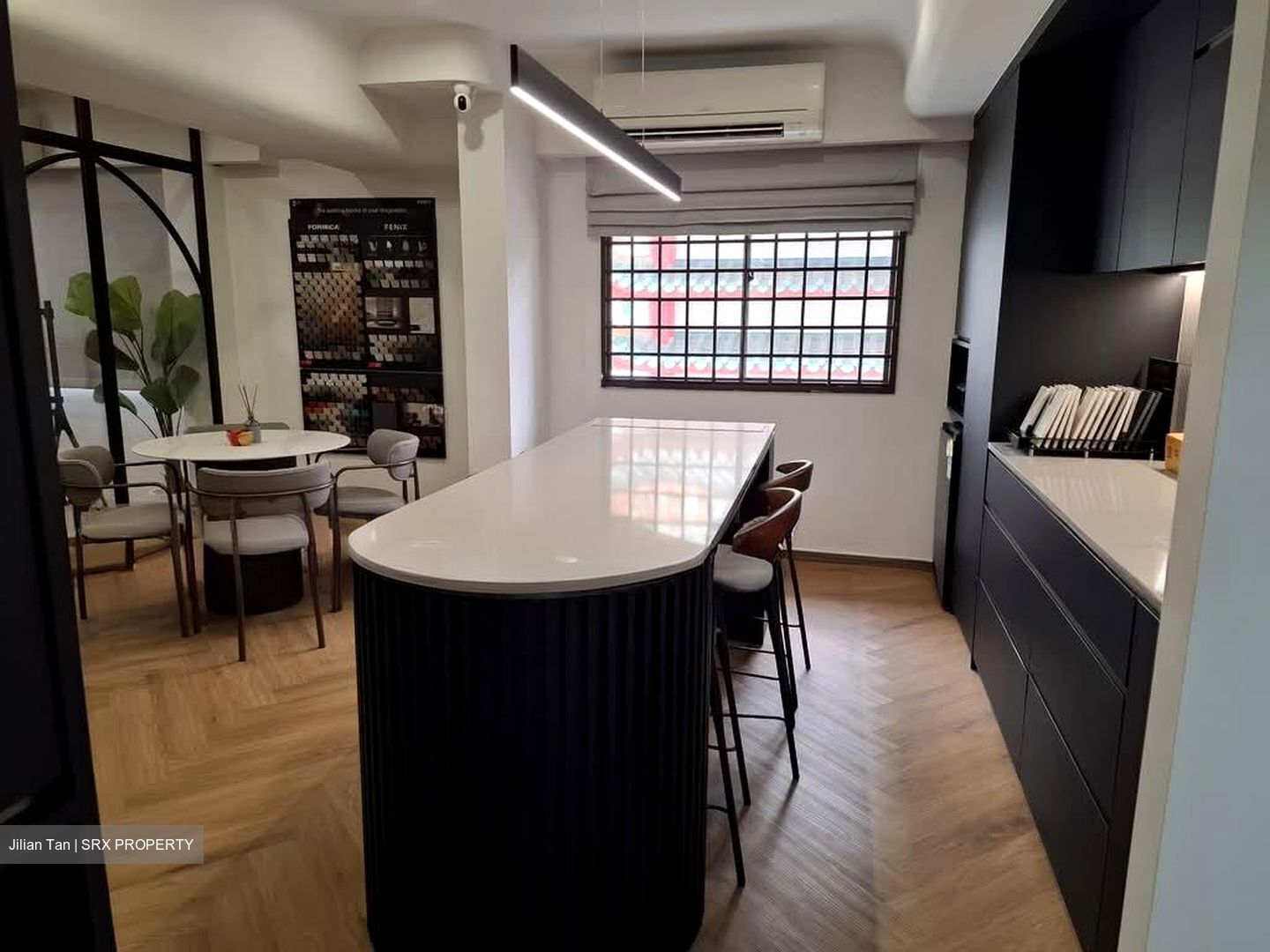 Giffard Mansions (D12), Office #575883301